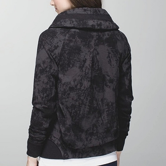 Lululemon To Class Jacket - Picture 3 of 10